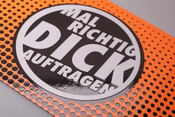 Karte mit Neonfarben Mal richtig dick auftragen