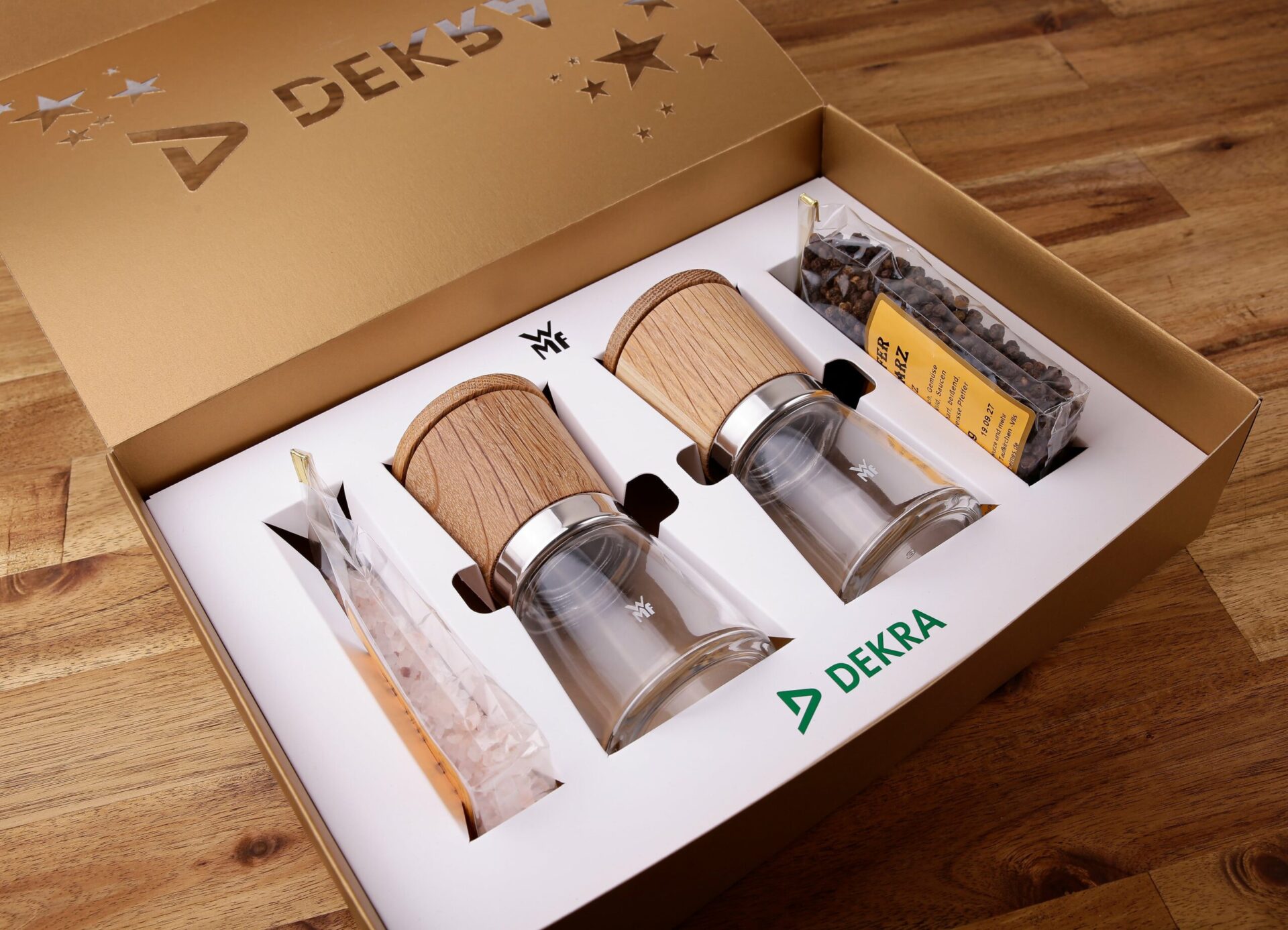 Individuell gestaltete Verpackung für DEKRA