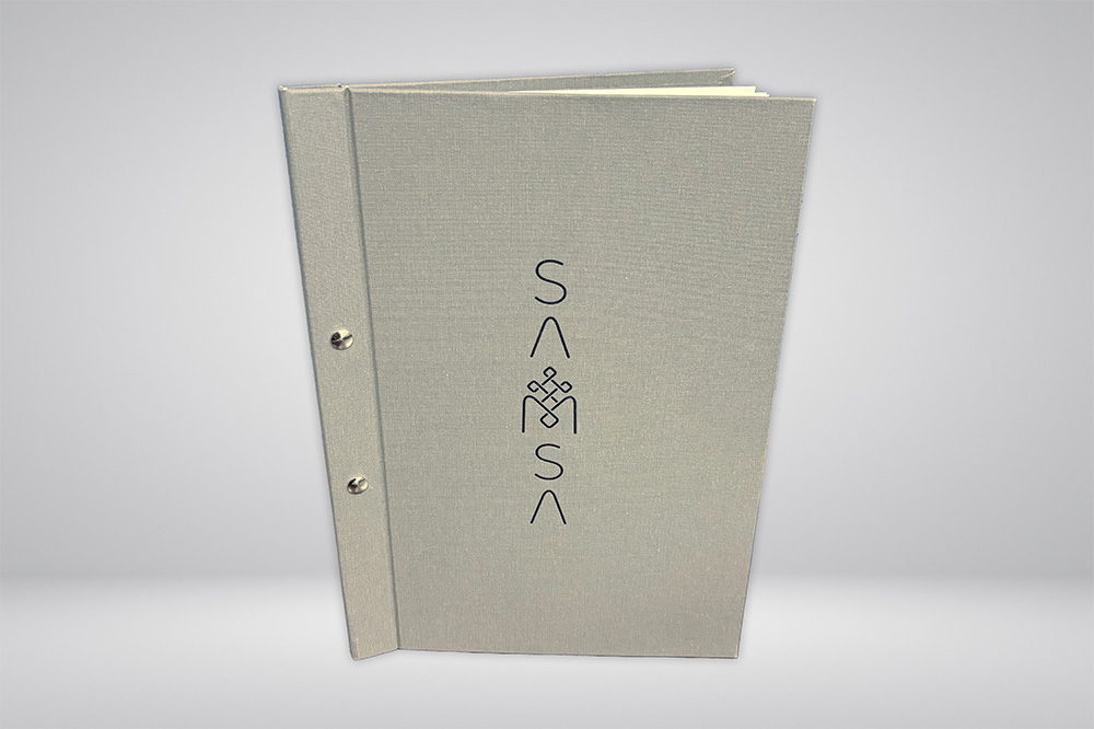 Individuelle Hardcover Bücher bestellen, Hardcover Buch mit Logo und Buchschrauben