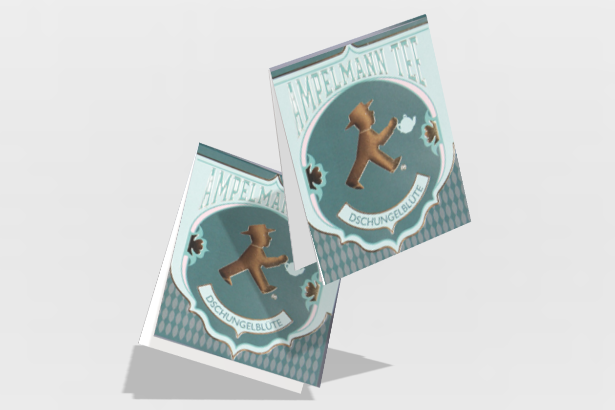 Zwei geneigte Tee-Etiketten in Mint/Türkis mit Ampelmann-Medaillon, Text „AMPELMANN TEE – DSCHUNGELBLÜTE“, kupferfarbene Heißfolienprägung.